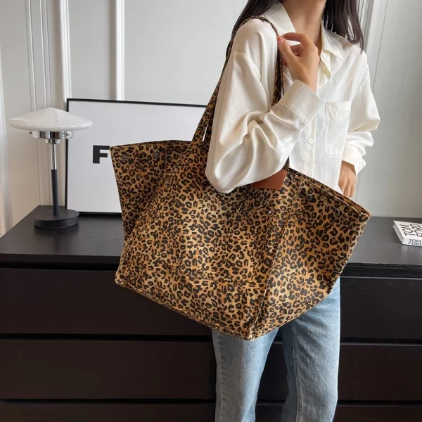 Oversized Leopard Prints Shoulder Bags - Image 3