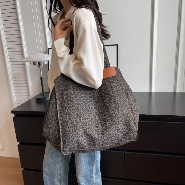 Oversized Leopard Prints Shoulder Bags - Image 6